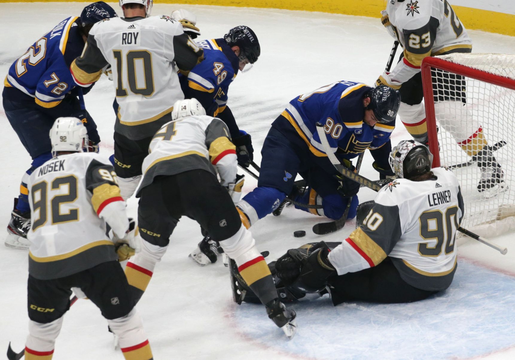 Vegas Golden Knights thump Blues 6-1